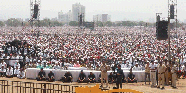 Aşırı sıcak havada etkinlik düzenlediler! 13 kişi hayatını kaybetti
