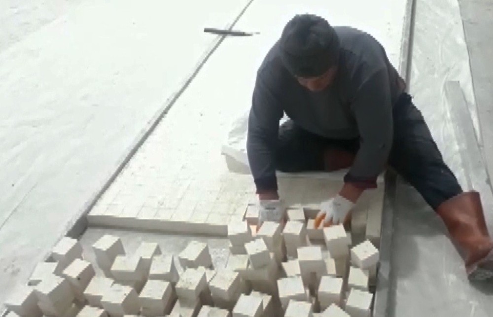 Asırlık gelenekle virüse karşı savaş başlattılar 