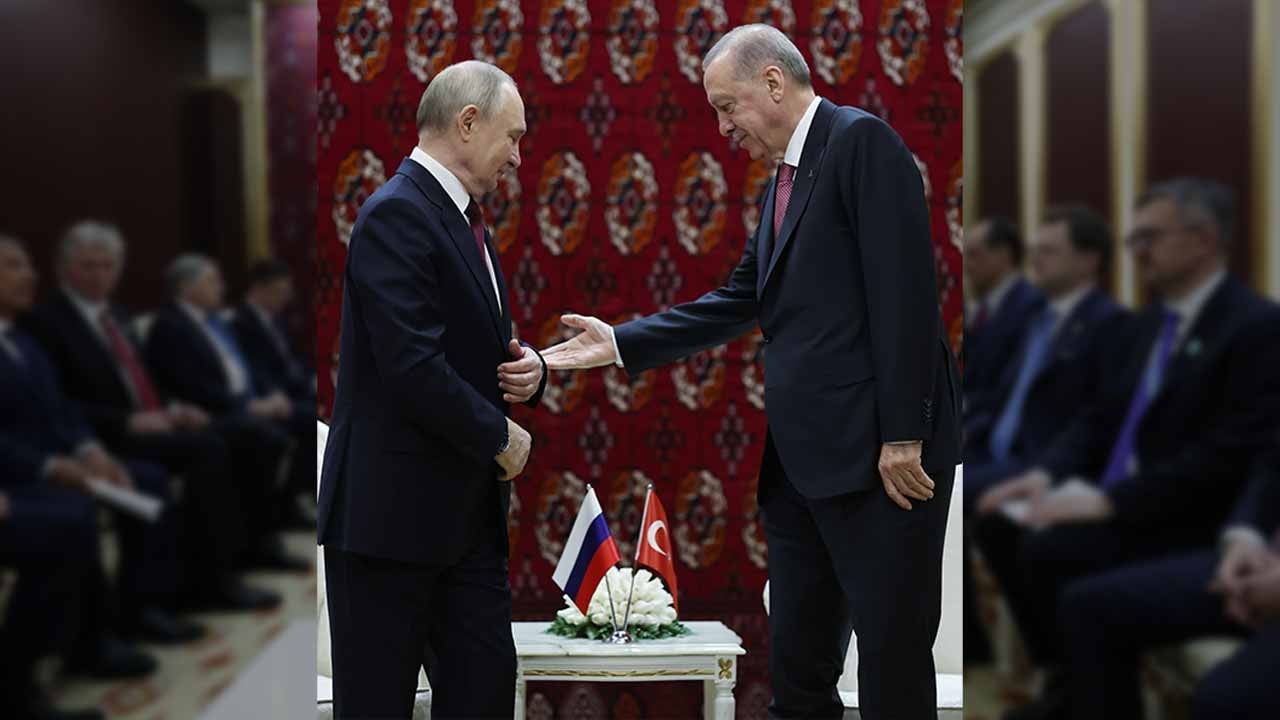 Aşkabat’ta kritik görüşme! Erdoğan ve Putin sahnenin merkezine oturdu!