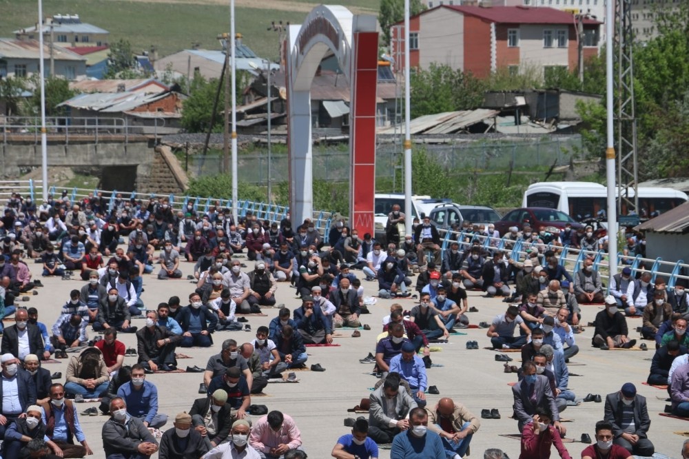 Aşkale’de cuma heyecanı 
