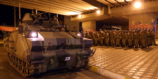 Mehmetçik Diyarbakır'da şehre indi