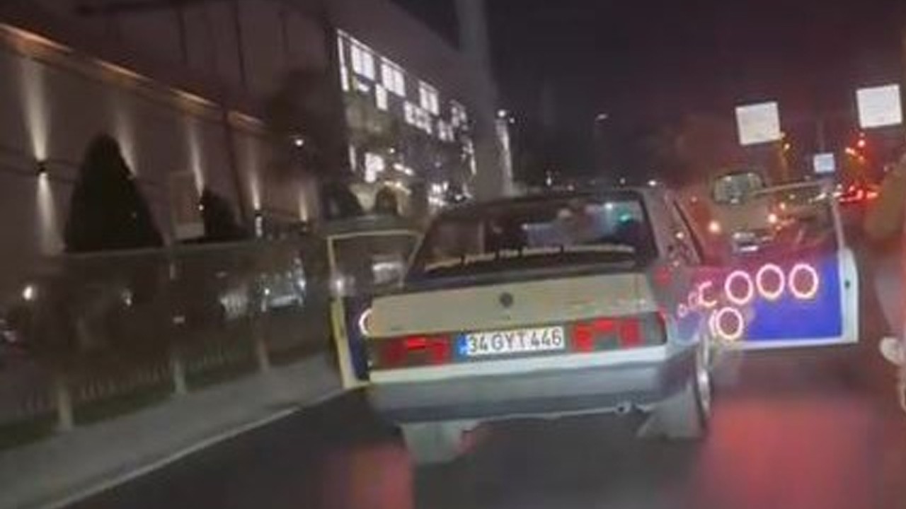 Asker eğlencesi değil magandalık! Bakın trafikte ne yaptılar