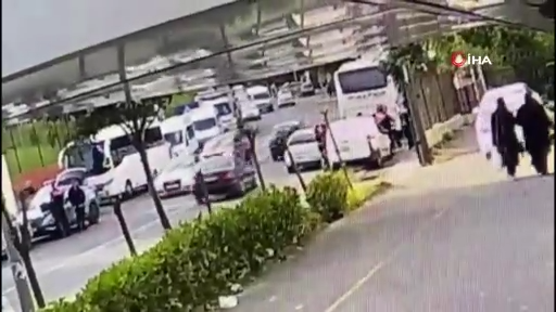 Asker kaçakları polisi yaraladı!