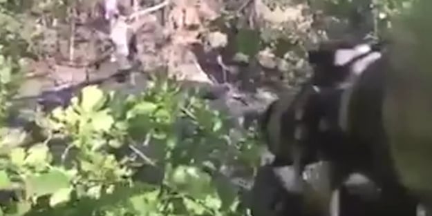 Asker kamerasından teröristin vurulma anı!
