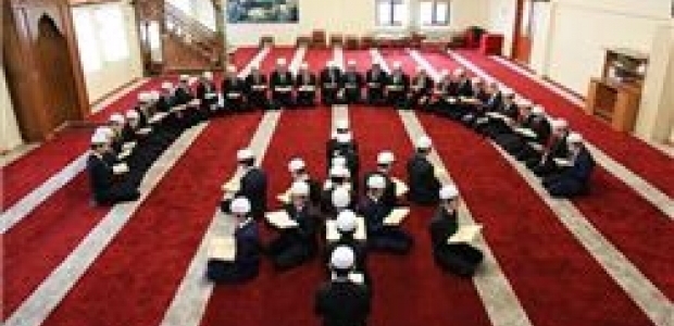 Asker ve polisler için Fetih suresini okuyorlar