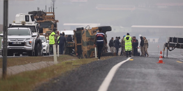 Askeri araç kaza yaptı: Yaralı askerler var
