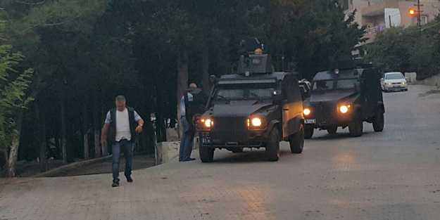 Askeri lojmana saldırı