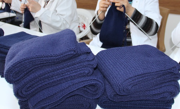 Askerler üşümesin diye! Adıyamanlı kadınlardan anlamlı destek