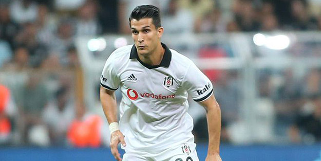 “Askerliğini de yedek subay olarak yapar”