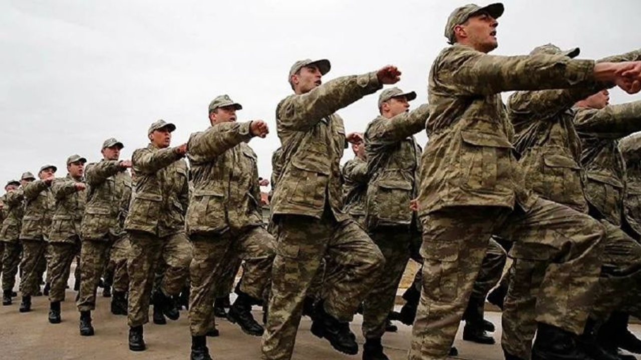 Askerlik 3 aya mı düşüyor?