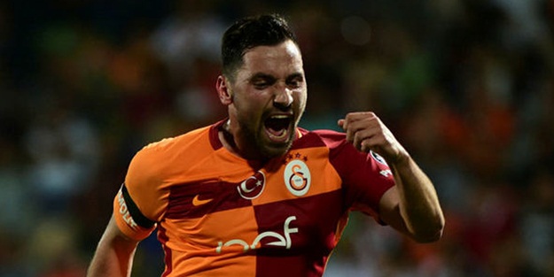 Aslan, Alanya'da kükredi