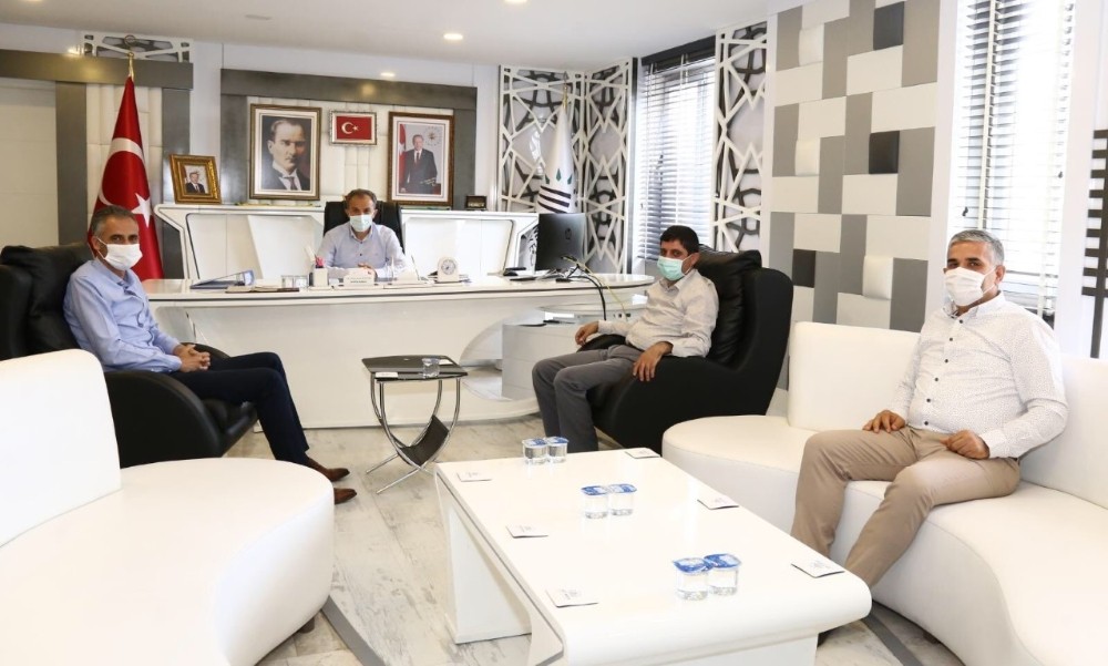 Aslan ve günlük gazete sahipleri Kılınç’ı ziyaret etti 