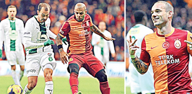 Aslan, Arena’da coştu