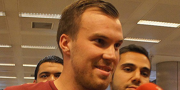 Aslan'dan sorunlu transfer açıklaması