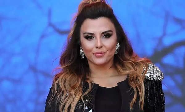 Aslı Hünel kimdir?