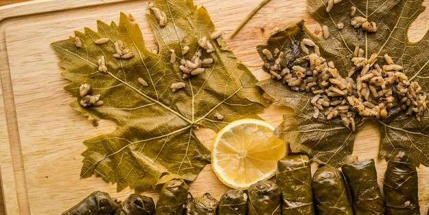 Asma yaprağı salamurası nasıl yapılır? Yaprak salamura suyu nasıl yapılır? Pratik