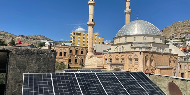 ASM'ye güneş panelleri yerleştirildi