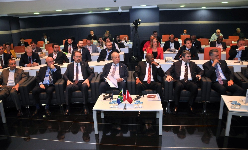 ASO Başkanı Özdebir: “Gelecek Afrika Kıtası’nda” 