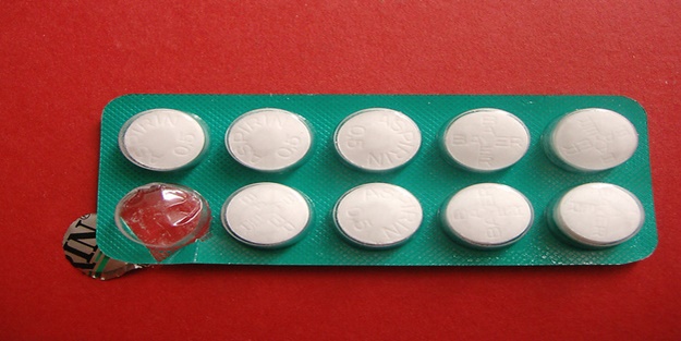 Aspirin mide ve bağırsak kanseri riskini azaltıyor