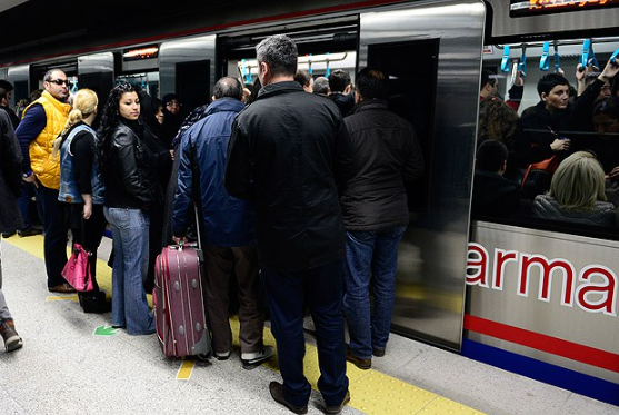 Asrın Projesi Rekor kırıyor! Varsın Yılmaz Özdil binmesin
