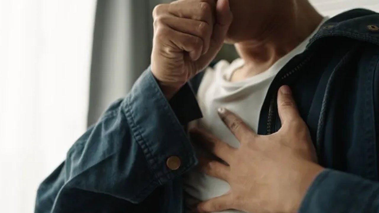 Astımı grip sanmayın: Dikkat çeken sözler! Uzmanlar öksürük konusunda ne diyor?