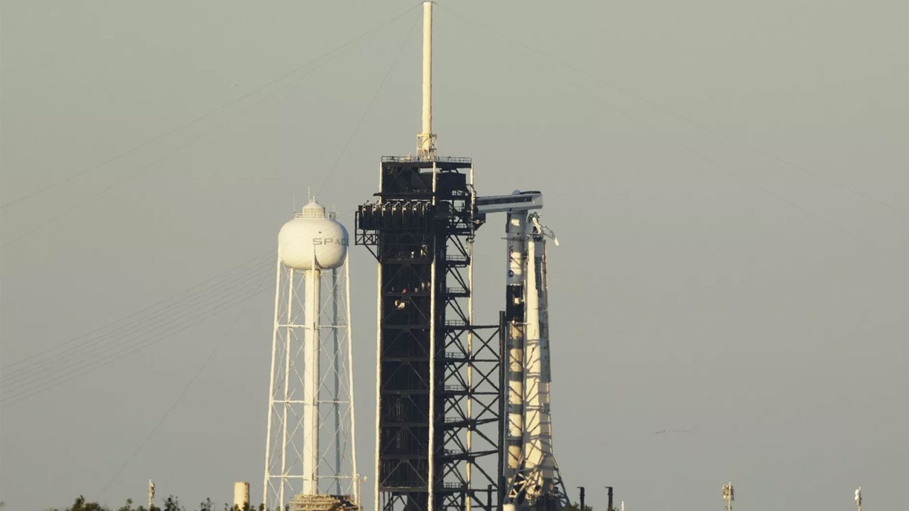 Astronotları uzayda mahsur kalmıştı! NASA kurtarma görevini iptal etti