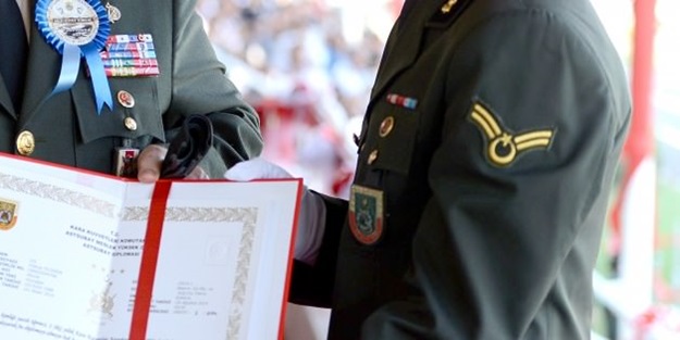 Astsubaylar: Bu harf bizi aşağılıyor