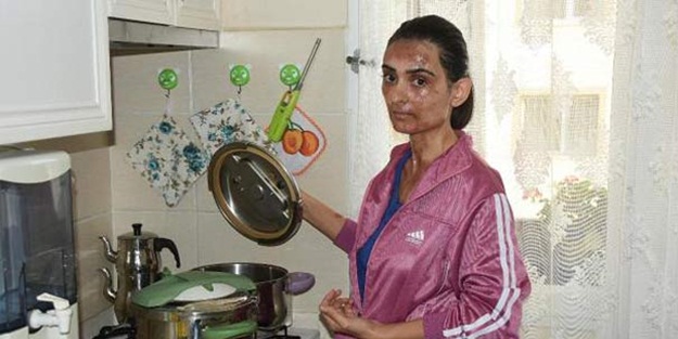 Aşure yaparken başına öyle bir şey geldi ki...