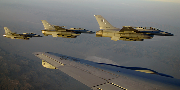 Asya ülkesi bizzat Erdoğan'a bildirdi! Pilotlarımız 2 saat içinde Türkiye ile uçmaya hazır, onay bekliyoruz