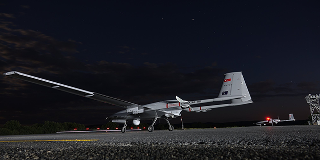 Asya ülkesi kararını dünyaya duyurdu: Türkiye'den Bayraktar TB2 SİHA ve helikopter alacağız