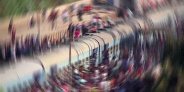 Asya ülkesinde feci tren kazası! Çok sayıda ölü ve yaralı var