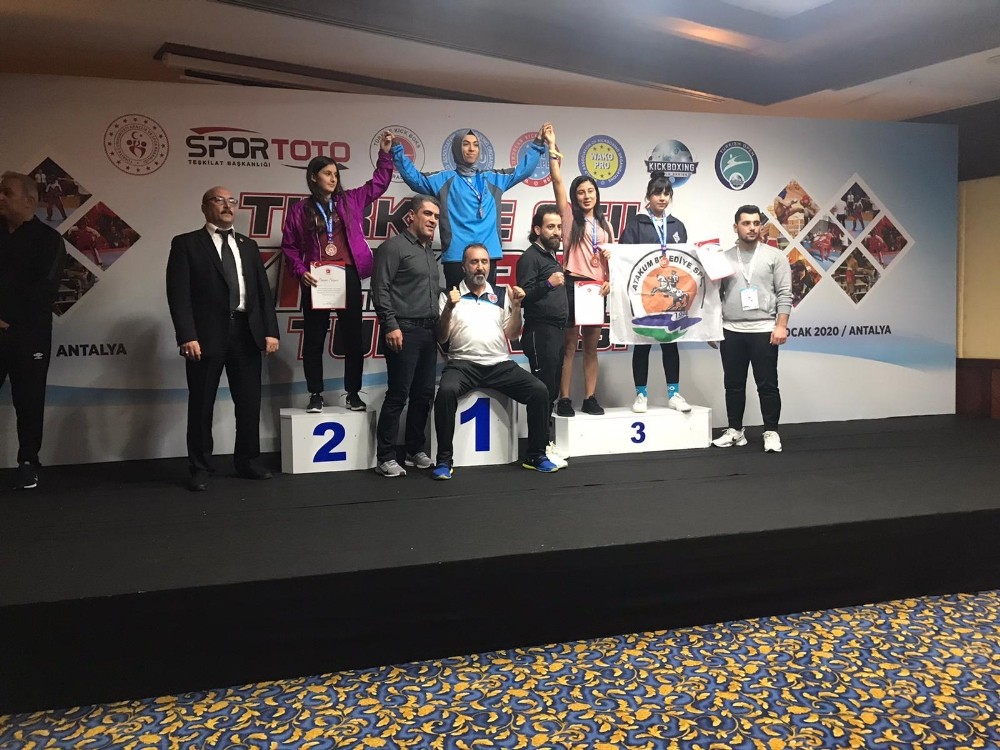 Atakum Belediyespor’dan üçlü bronz başarı 