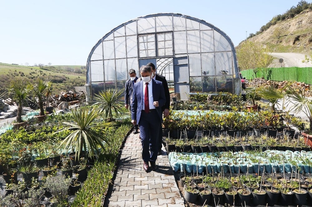 Atakum’da parklar tasarrufla renklendi 