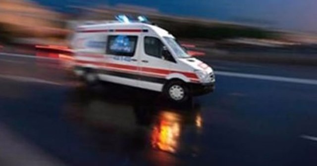 Ataşehir'de feci kaza, 2 ölü 3 yaralı