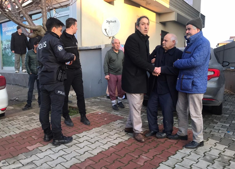Ataşehir’de silahlı iki şahıs dehşet saçtı: 1 yaralı 