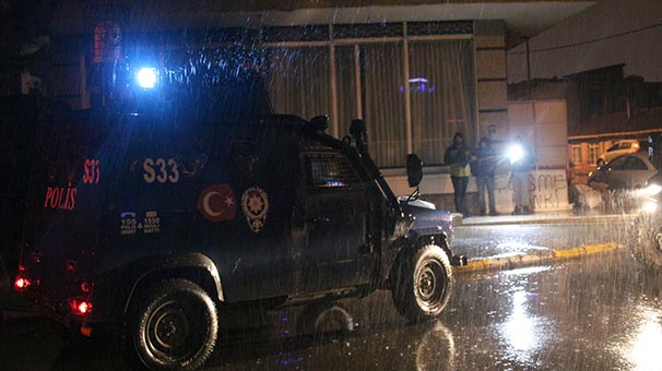 Ataşehir'de silahlı saldırı, 1 ağır yaralı