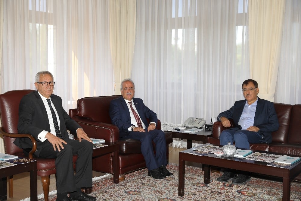 Atatürk Üniversitesi Esav İle Erzurum Tanıtım Günleri için bir araya geldi 