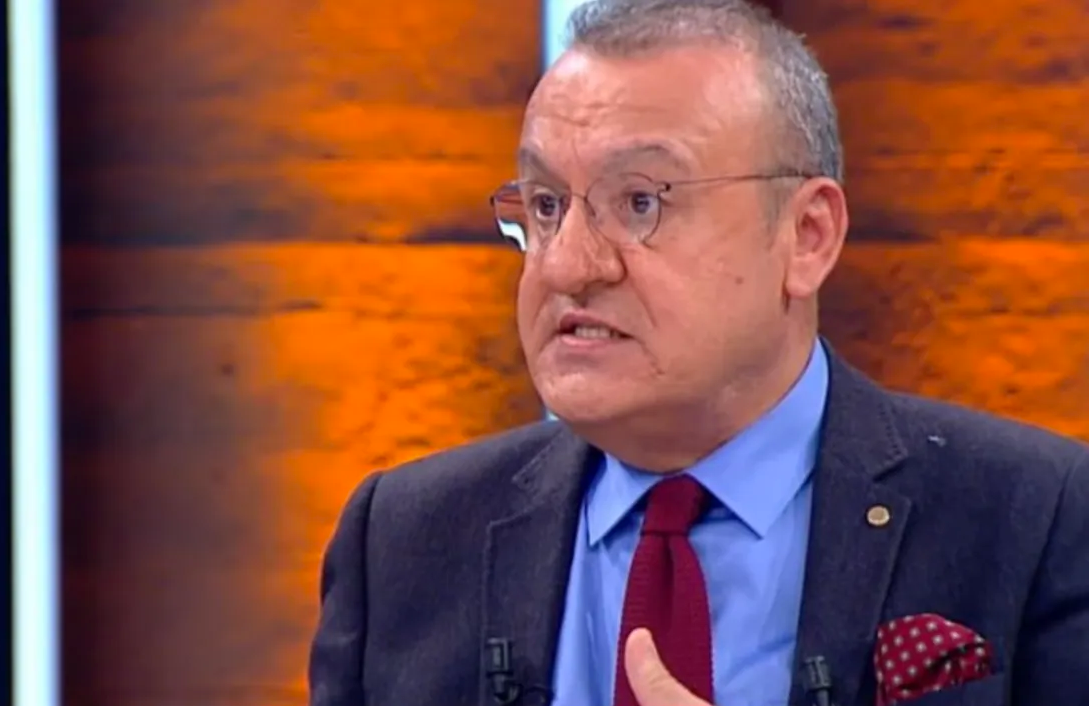 Atatürk'ün sopayla kovalayacağı Atatürkçü kim?