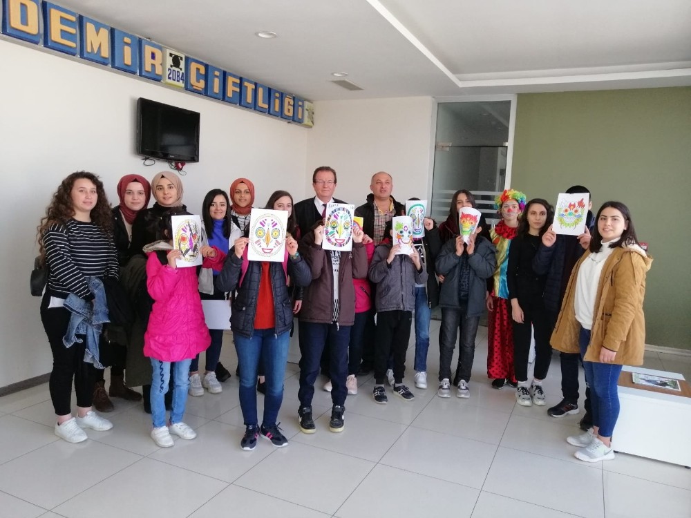 Atçalı öğrenciler trenle ilk seyahatlerine çıktı 