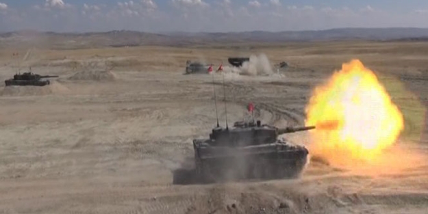 TSK’dan gövde gösterisi - VİDEO