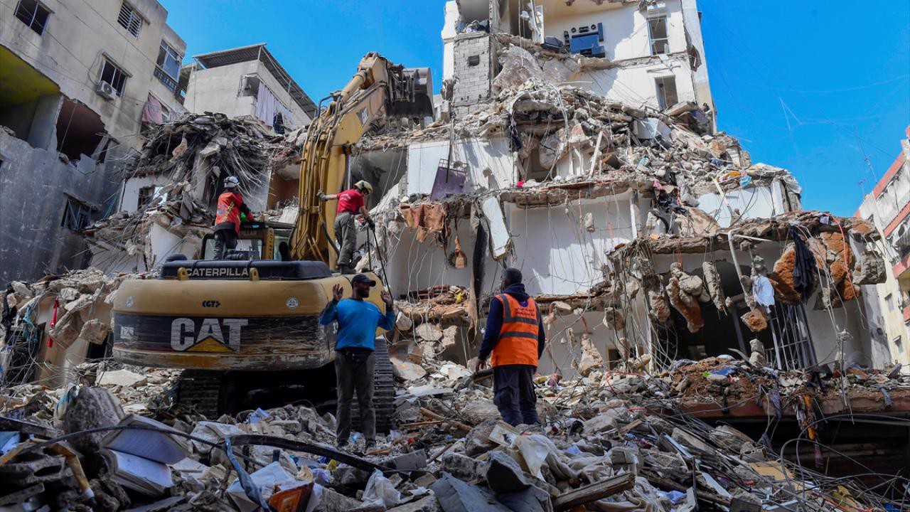 Ateşkes öncesi 380 noktaya saldırı düzenledi Katil sürüsü durmak bilmiyor