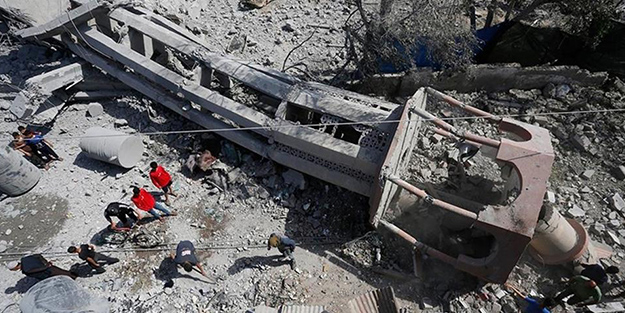 Ateşkes teklifini kabul eden Hamas heyeti Kahire'de!