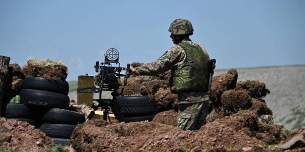 Ateşkesi ihlal eden Ermenistan Azerbaycan'a ateş açtı!