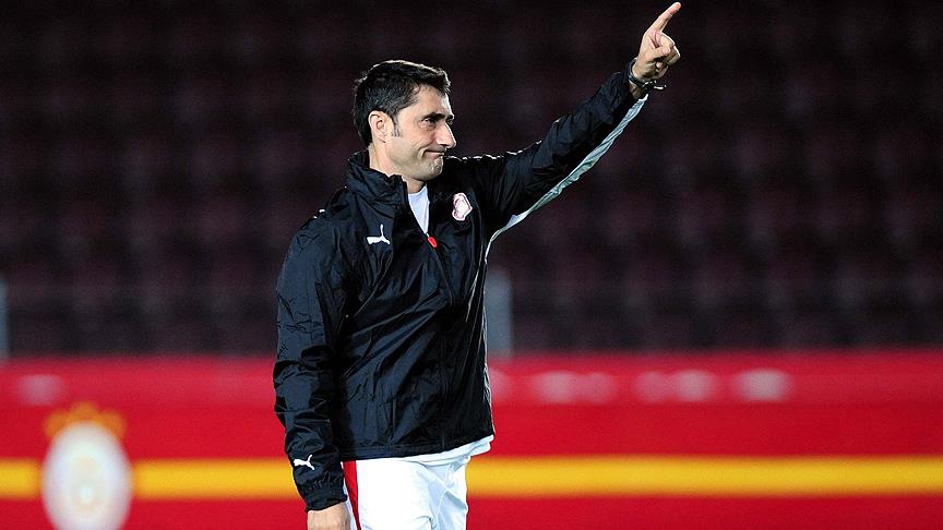 Athletic Bilbao Valverde'nin sözleşmesini uzattı