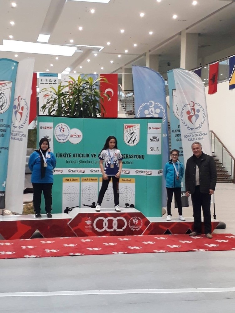 Atıcılık Müsabakalarından 2 altın madalya 
