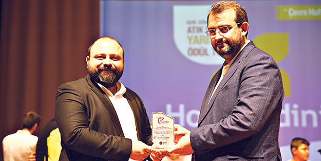Atık toplayanlar ödüllendirildi