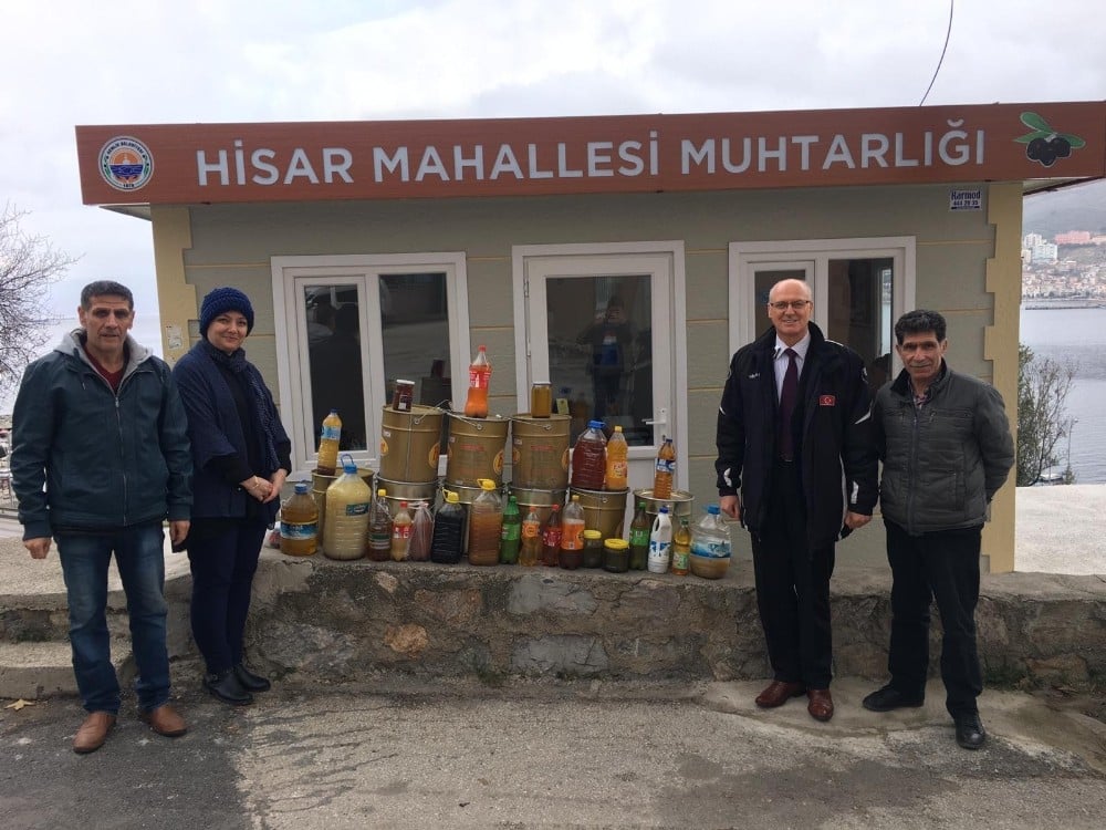 Atık yağlar belediyeye teslim edildi 