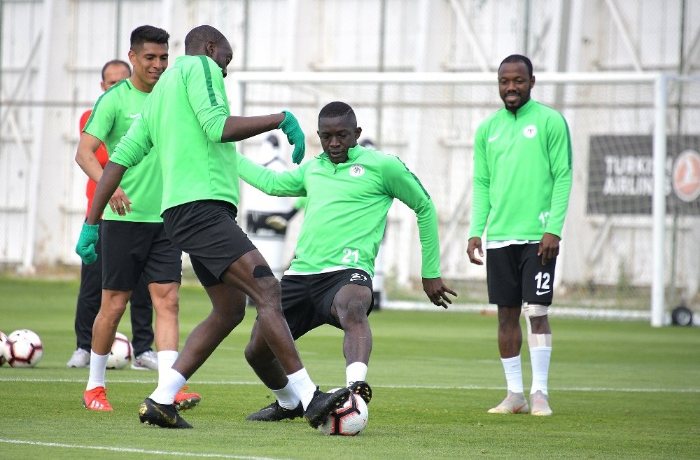Atiker Konyaspor, Alanyaspor hazırlıklarını sürdürdü 