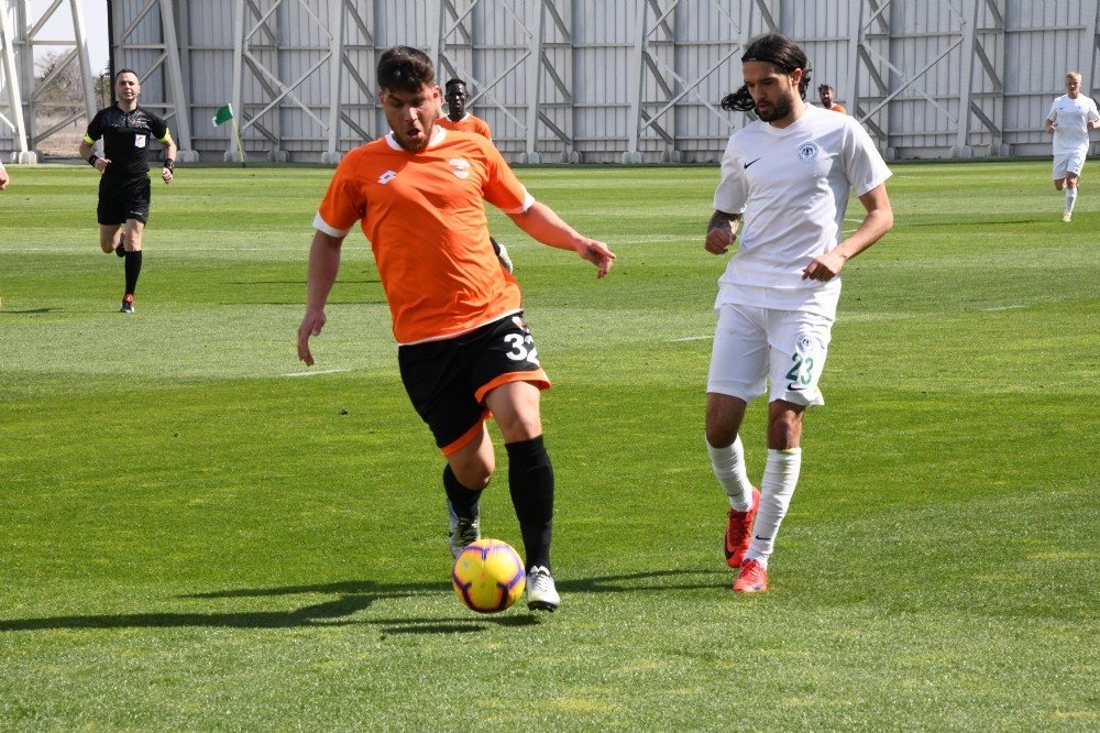 Atiker Konyaspor hazırlık maçında Adanaspor’u 2-1 mağlup etti 