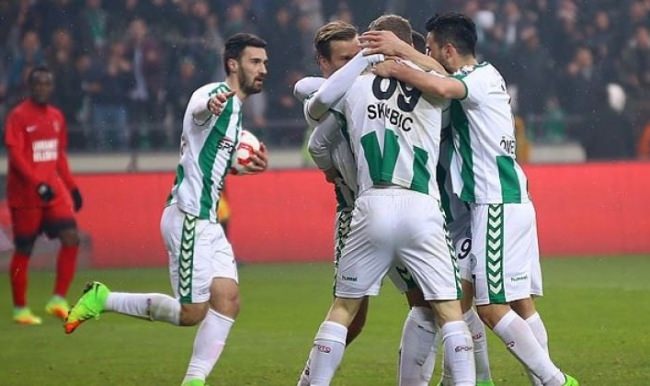 Atiker Konyaspor uzatmalarda turladı!
